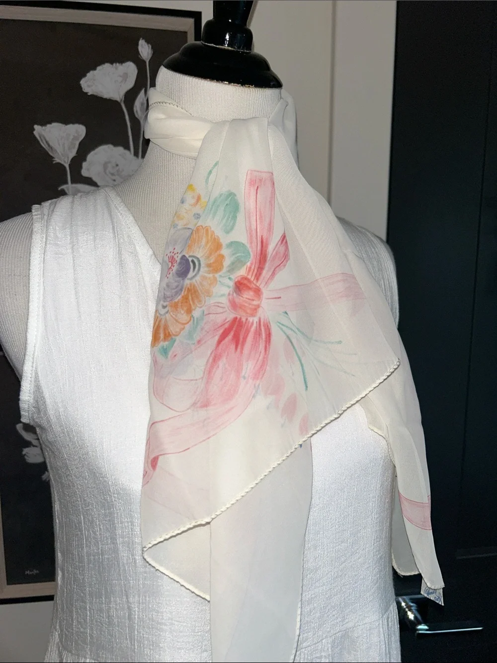 🌺🌸🌺🌸Elegant off White watercolor Floral polyester Scarf with Pink Accents